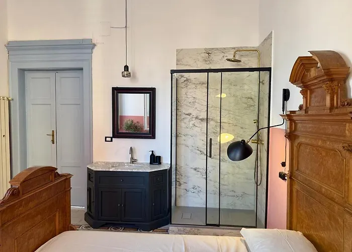 Heritage House Center -entire Apartment- *