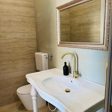 Heritage House Center -entire Apartment- Daire