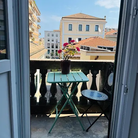 Heritage House Center -entire Apartment-