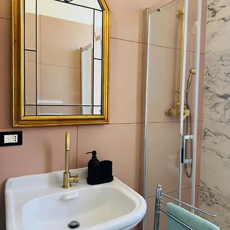 Heritage House Center -entire Apartment-