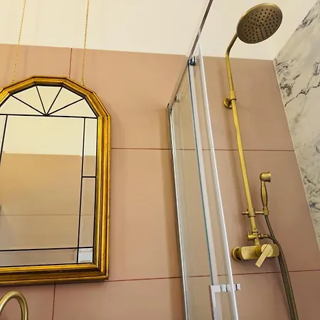 Heritage House Center -entire Apartment- Pescara